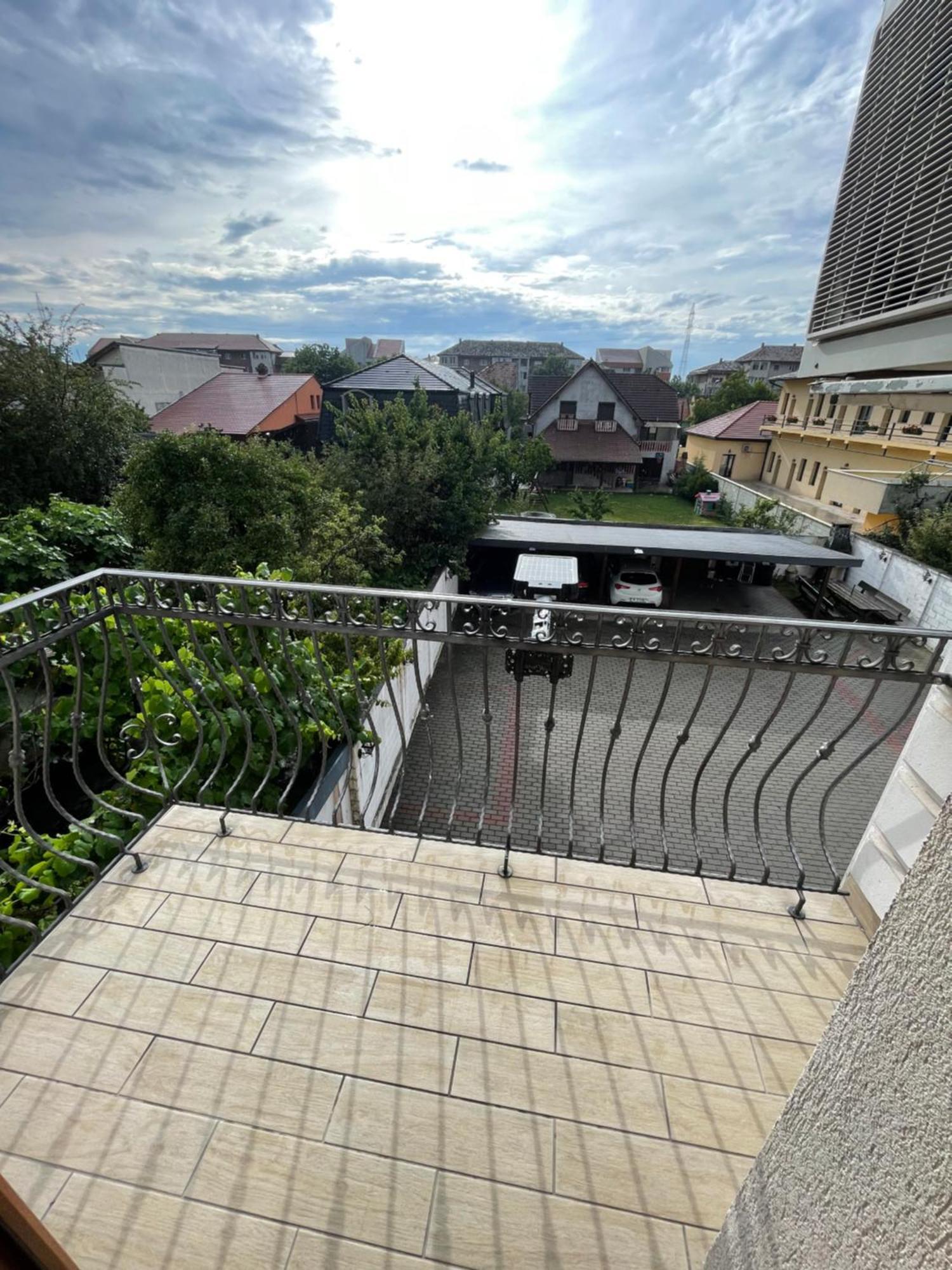 Apartment In The Villa Northern Dreams #1 Parking Included In Price Timisoara Esterno foto