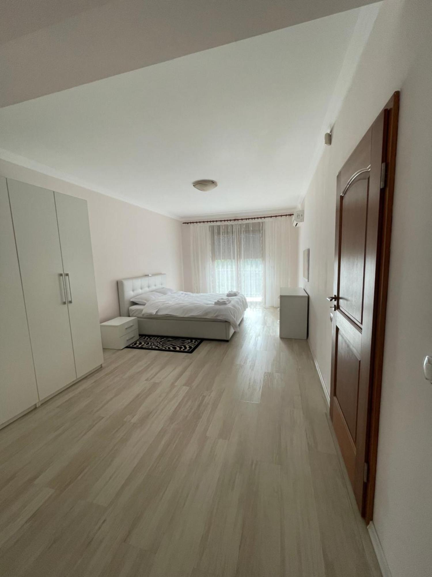 Apartment In The Villa Northern Dreams #1 Parking Included In Price Timisoara Esterno foto