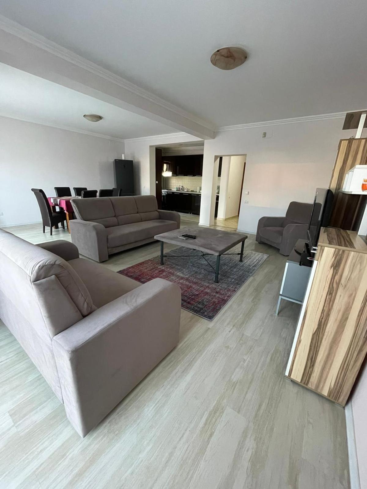 Apartment In The Villa Northern Dreams #1 Parking Included In Price Timisoara Esterno foto